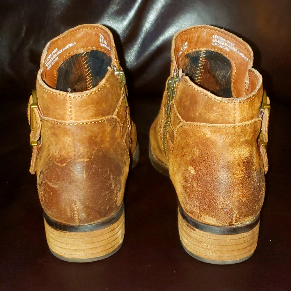 Born super cute brown booties - Picture 5 of 5